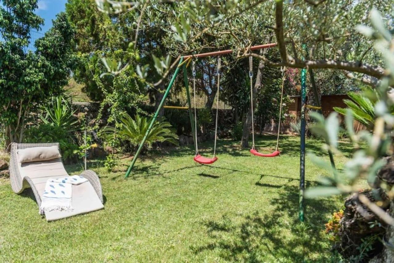 Villa Con Immenso Giardino Orosei Exterior photo